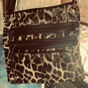 Leopard Bueno Handbag